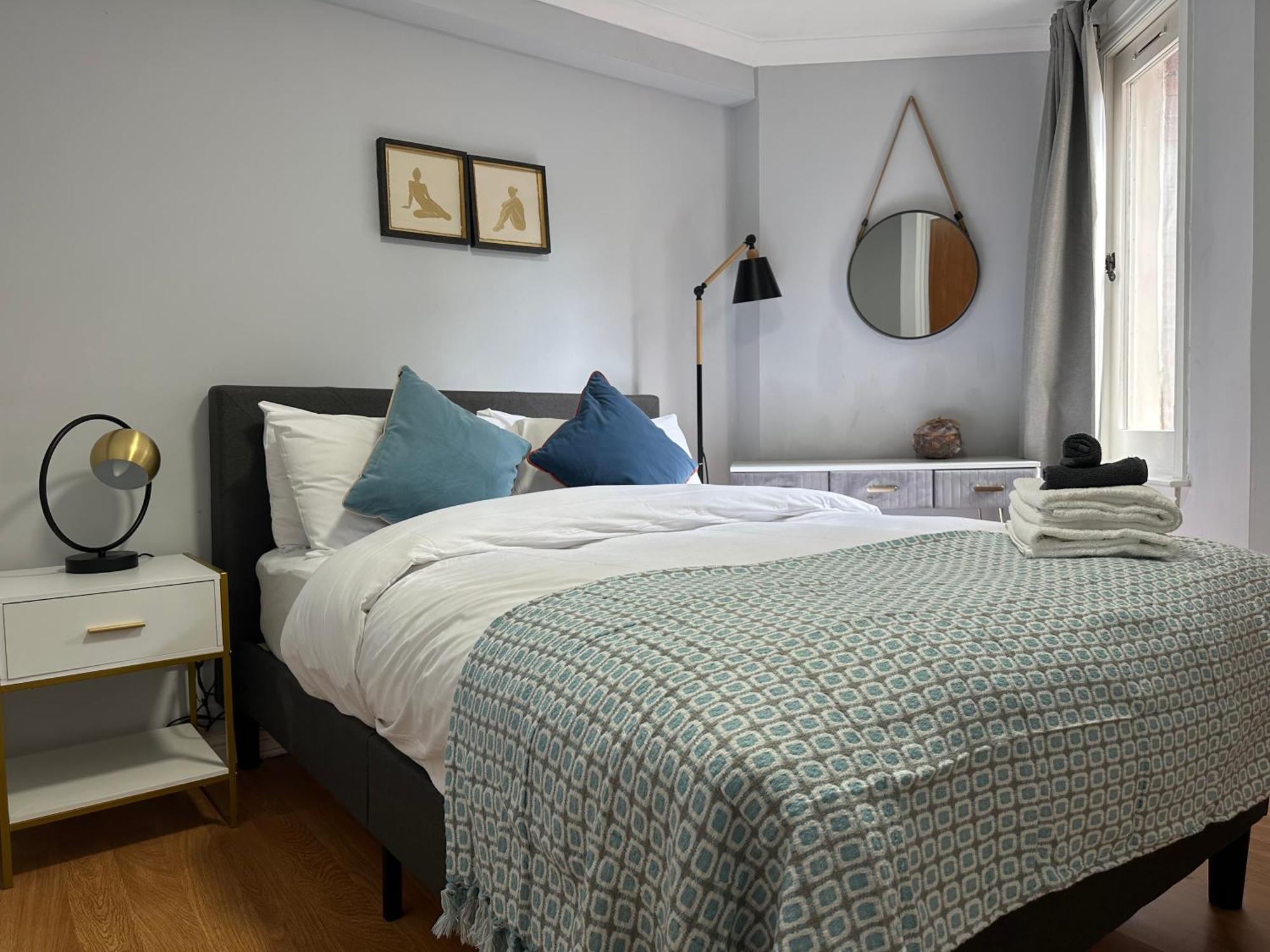 Private Main Door Lovely 2 Bedroom * Édimbourg